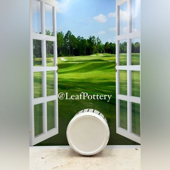 Ginger White/Black Ceramic Planter Pot with Saucer Attached - Picture 8 of 9